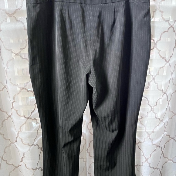 Studio 1940 Women's Plus Dress Pants Straight Leg Pinstripe Stretch Career 20WS - Picture 2 of 8